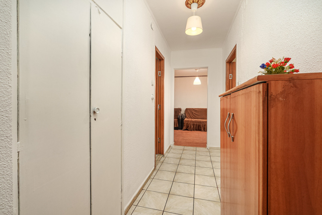 Descoperă-ți Noua Casă-Apartament 2 Camere Decomandat în Zona Turda