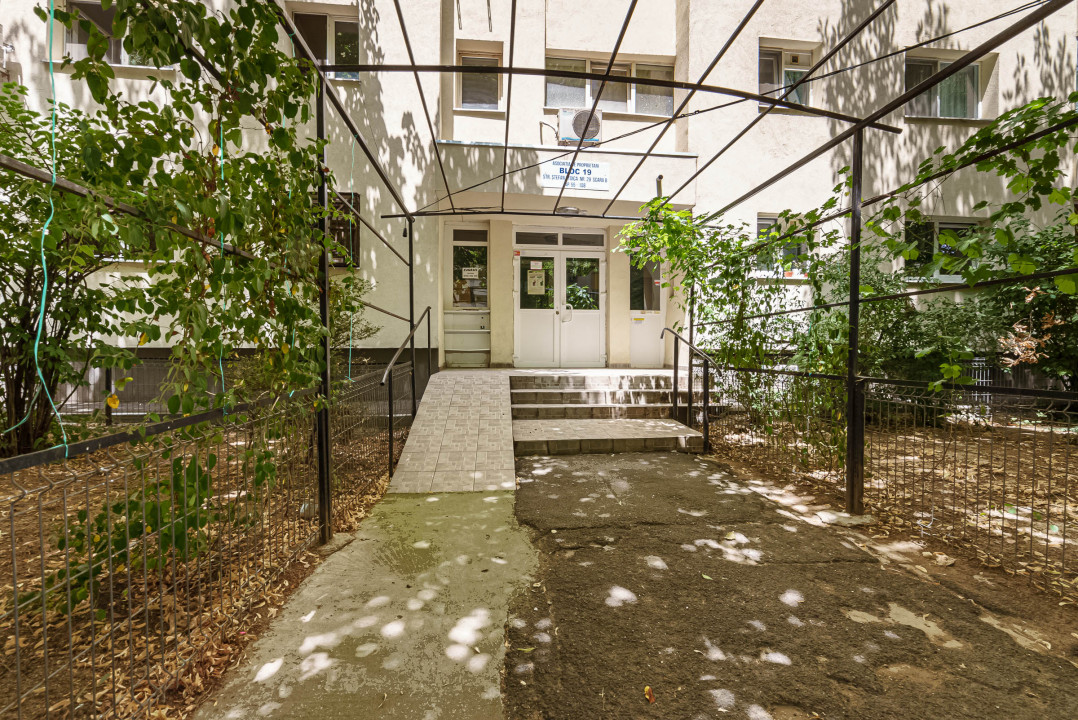 Descoperă-ți Noua Casă-Apartament 2 Camere Decomandat în Zona Turda