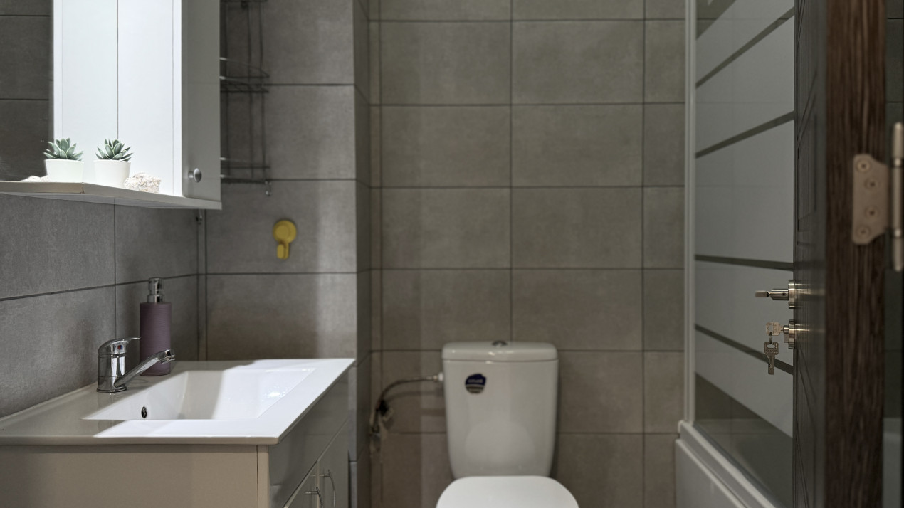 De inchiriat - apartament 2 camere - Parcul Teilor, centrala proprie