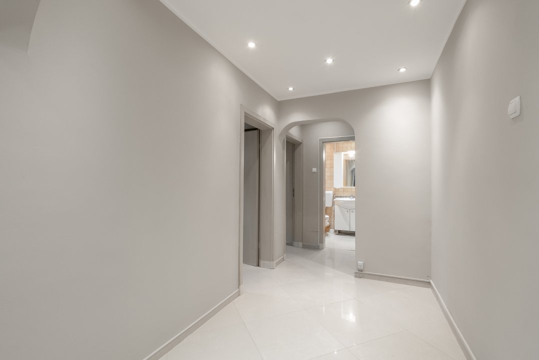 Apartament 3 camere, B-dul Basarabia 