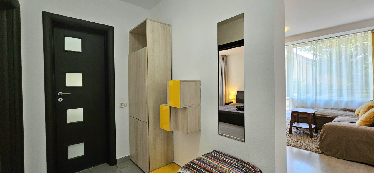 COMISION 0 Brancoveanu 2 Camere decomandat cu centrala si parcare