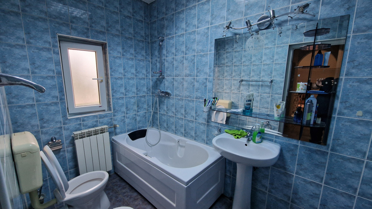 Vila , 300mp utili, ideala afterschool, cazare muncitori straini etc!