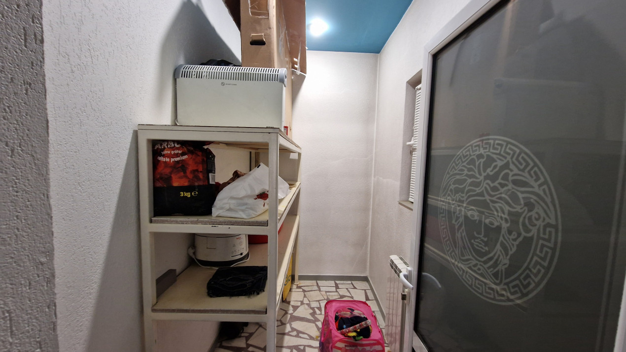 Vila , 300mp utili, ideala afterschool, cazare muncitori straini etc!