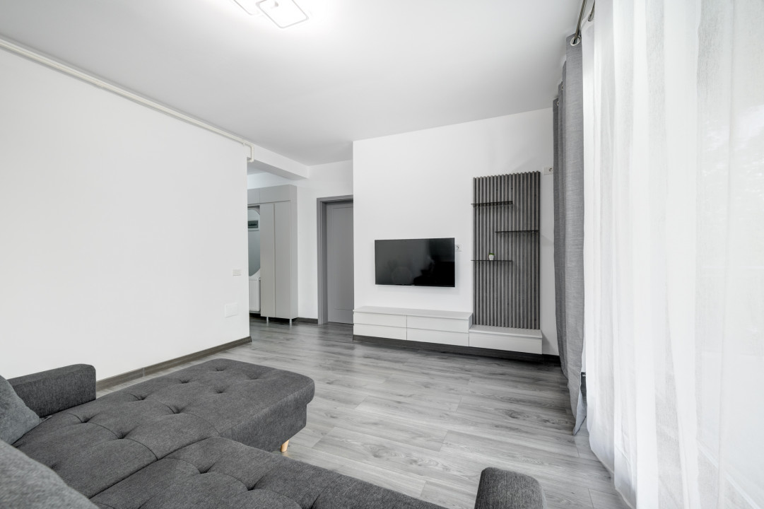 Prima inchiriere - complet mobilat si utilat - loc de parcare suprateran 