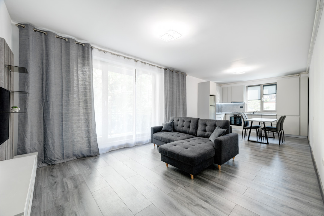 Prima inchiriere - complet mobilat si utilat - loc de parcare suprateran 