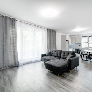 Prima inchiriere - complet mobilat si utilat - loc de parcare suprateran 