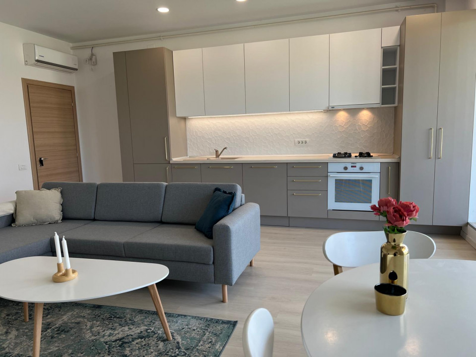 Apartament 3 camere Laguna Residence