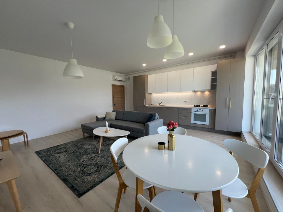 Apartament 3 camere Laguna Residence