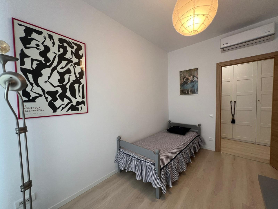 Apartament 3 camere Laguna Residence