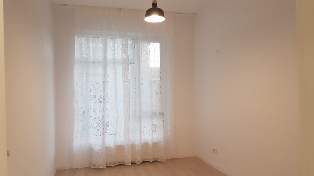 Apartament 3 camere Laguna Residence