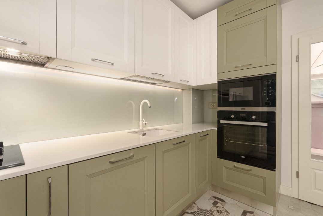Apartament cu 4 camere pe Bulevardul Unirii