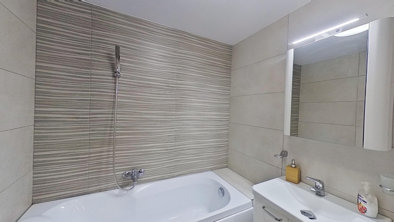 Apartament 3 camere, semidecomandat, lângă Auchan Vitan, 60 mp