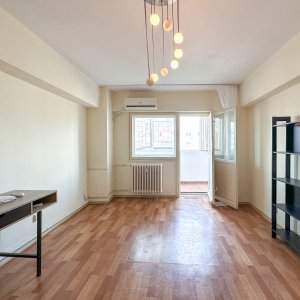 Moșilor, Foișor, apartament 3 camere nemobilat de inchiriat COMISION 0