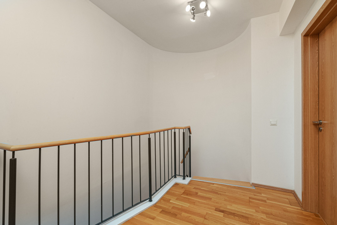 Baba Novac - DUPLEX in NEW TOWN RESIDECE 