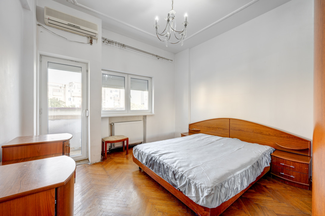 Pret redus | Apartament 2 camere Armeneasca, Universitate