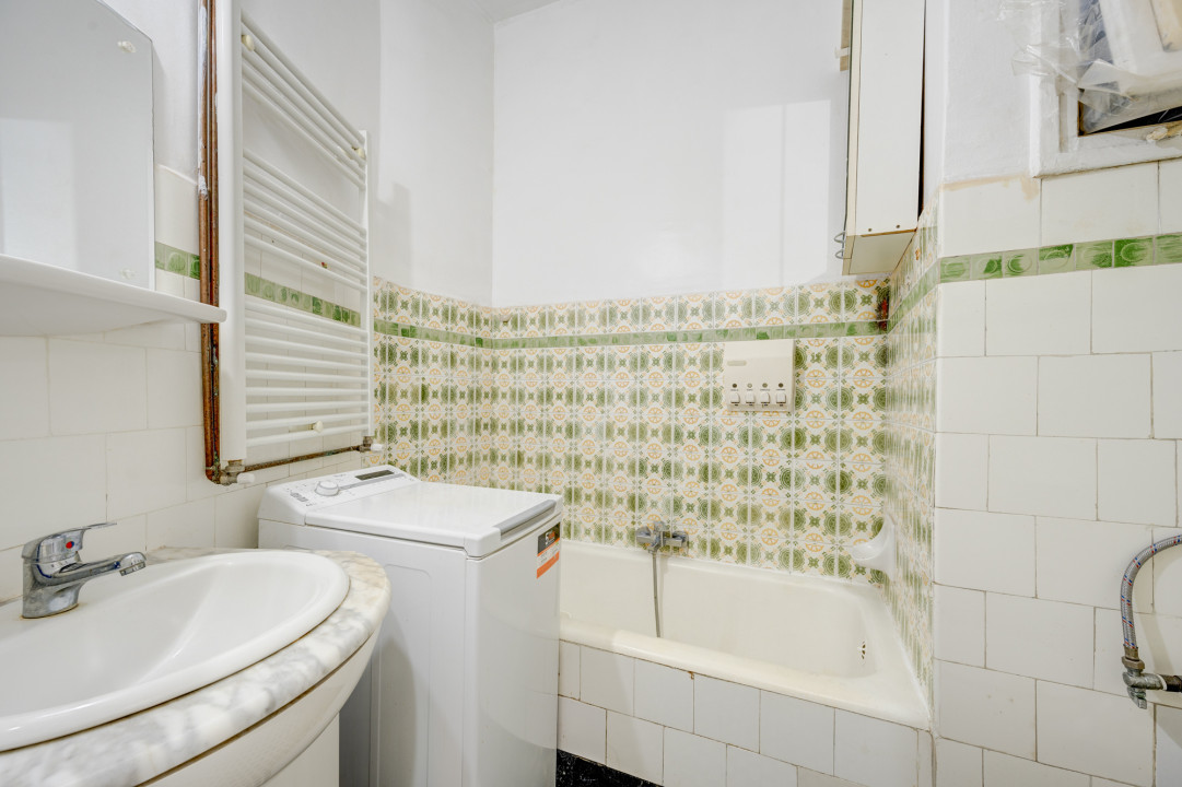 Pret redus | Apartament 2 camere Armeneasca, Universitate