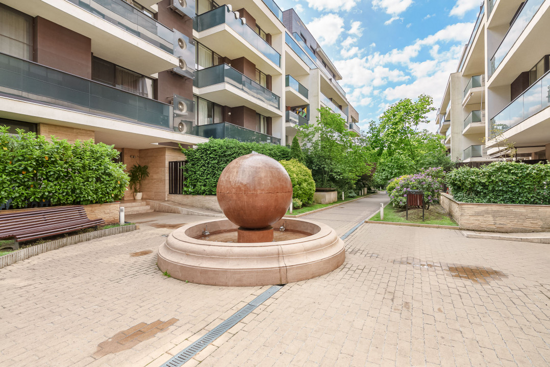 Apartament 3 camere cu terasa si curte in Parcul Privighetorilor 