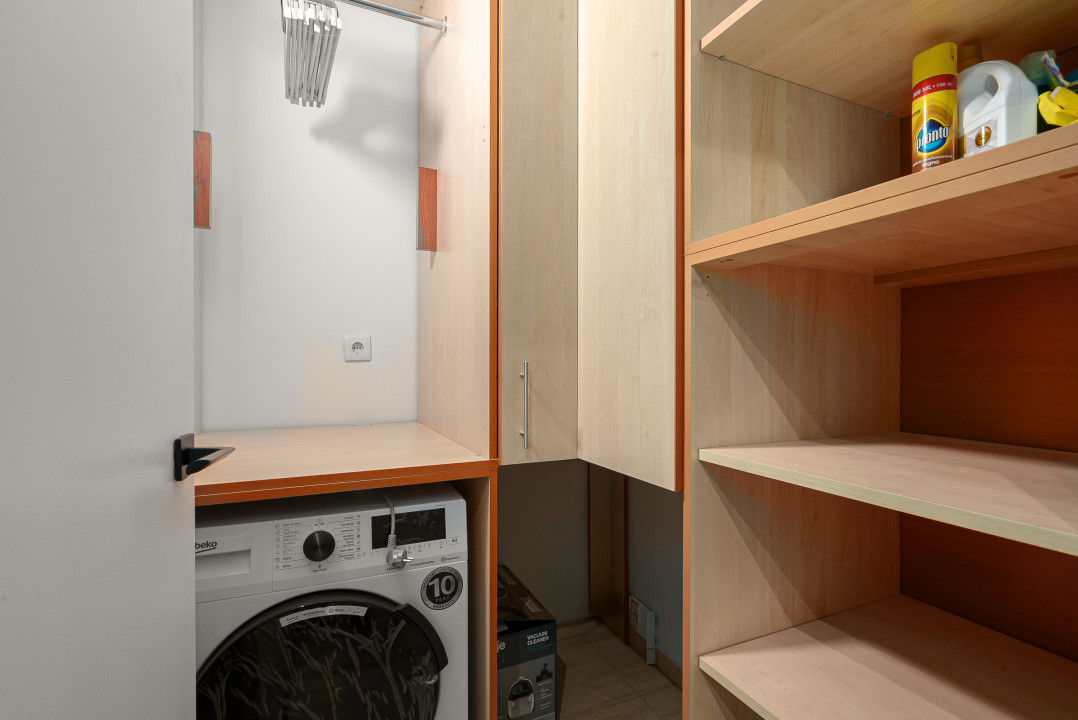 Apartament 3 camere cu terasa si curte in Parcul Privighetorilor 