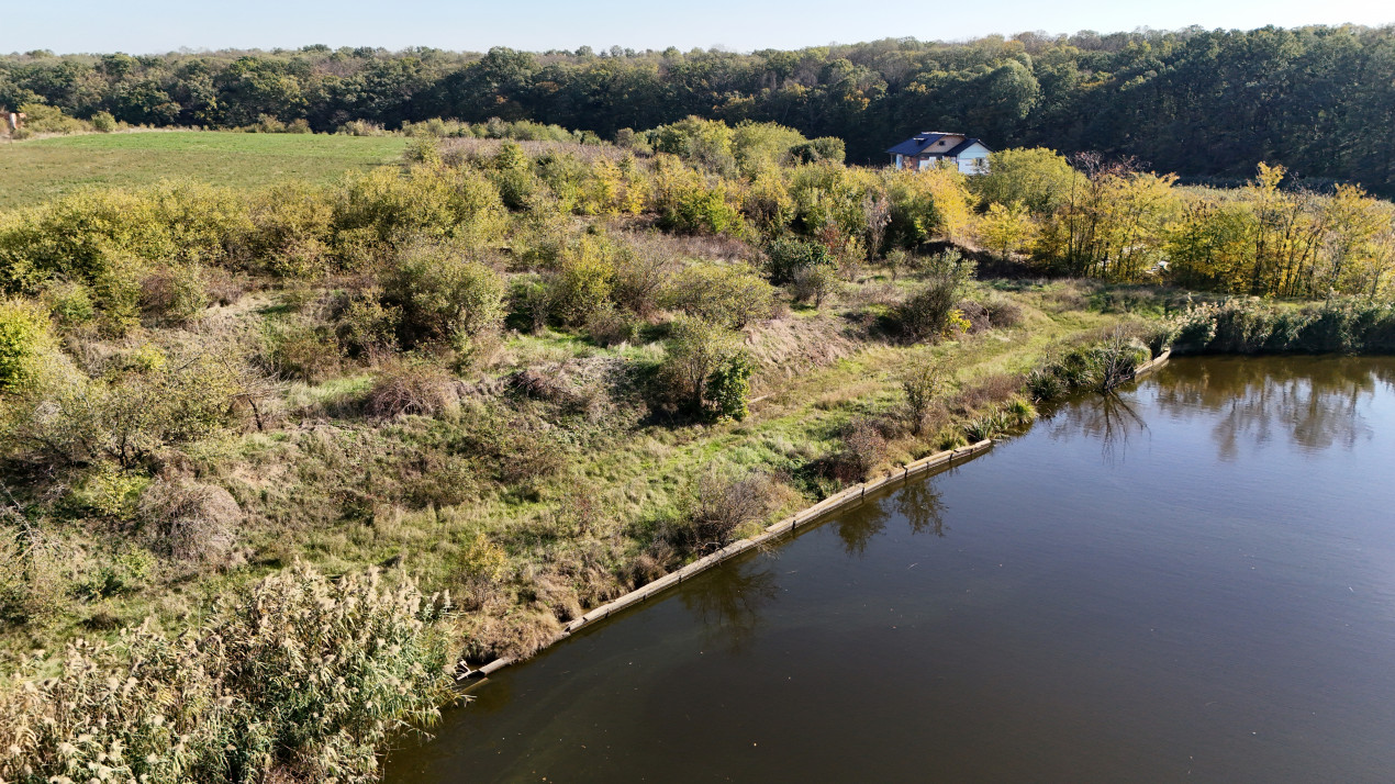 Teren intravilan cu deschidere la lac | Ganeasa | 681 mp 