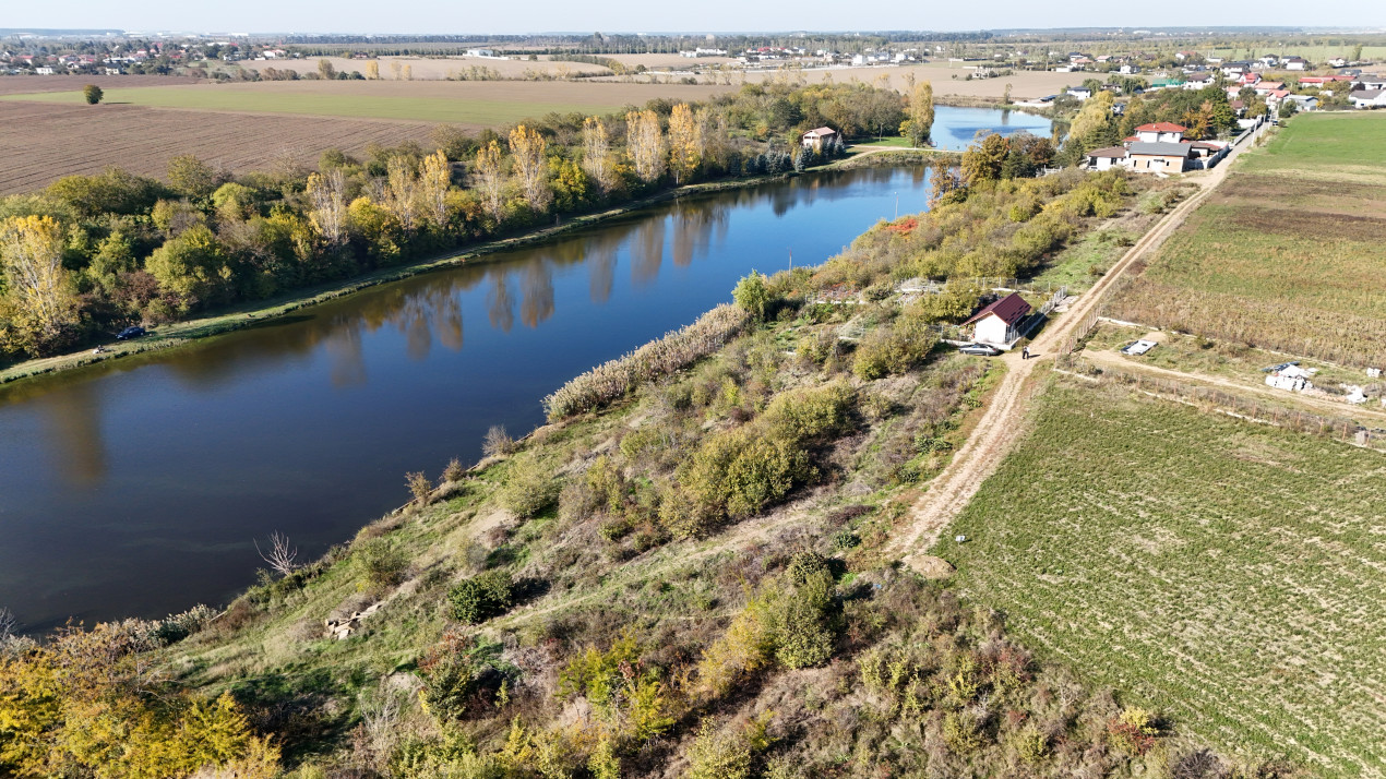 Teren intravilan cu deschidere la lac | Ganeasa | 1102 mp 