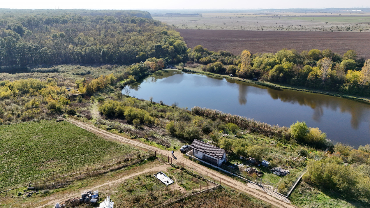 Teren intravilan cu deschidere la lac | Ganeasa | 1102 mp 