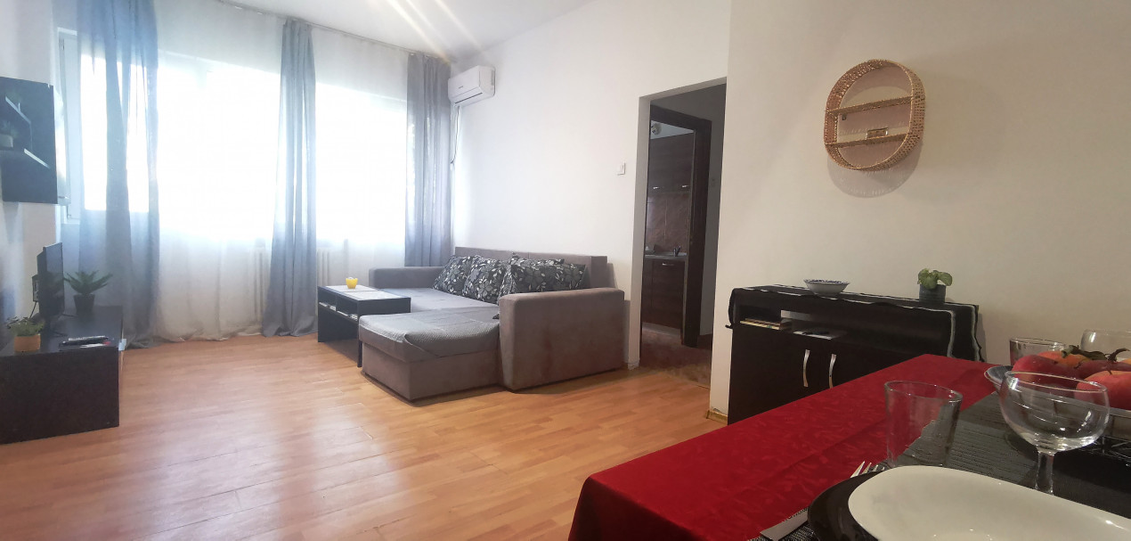 Apartament super luminos si linistit de inchiriat,  Magheru -Scala