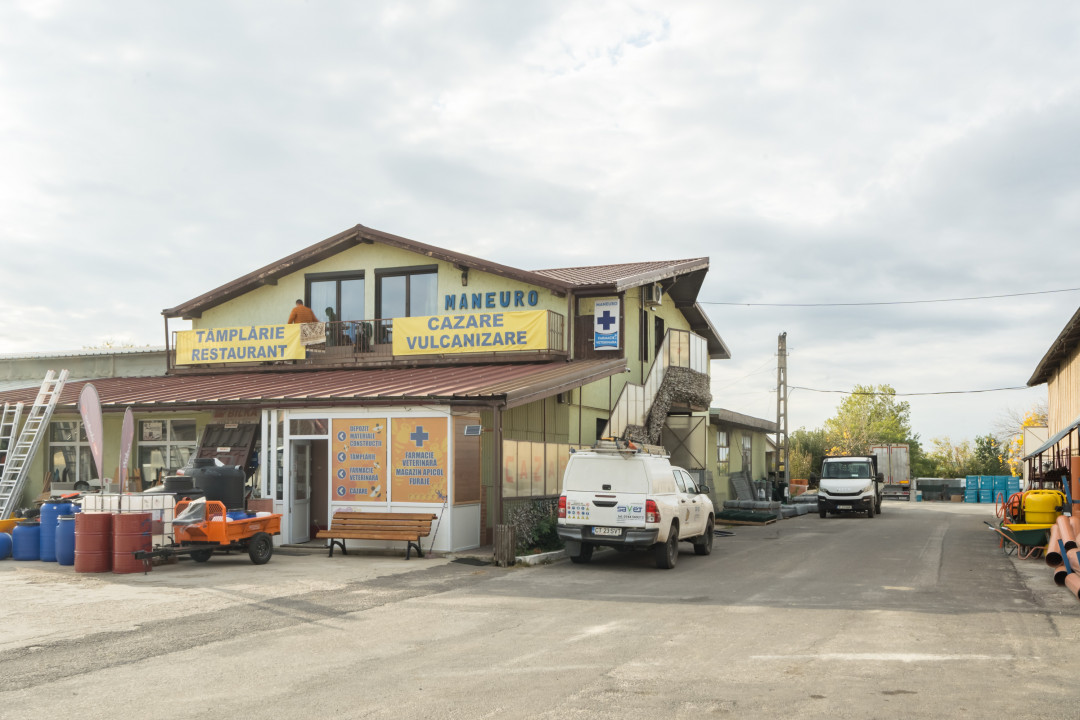 CALUGARENI - MANEURO -  COMPLEX COMERCIAL ACTIV, AFACERE LA CHEIE!