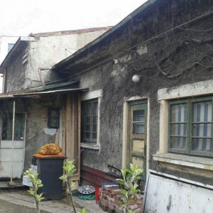 Casa - Sos. Viilor stradal-teren : 325 mp