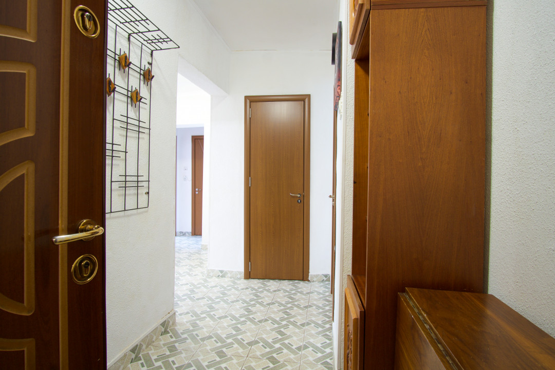 3 camere decomandat Doamna Ghica 4, complet mobilat si utilat, AC, 3 TV LCD