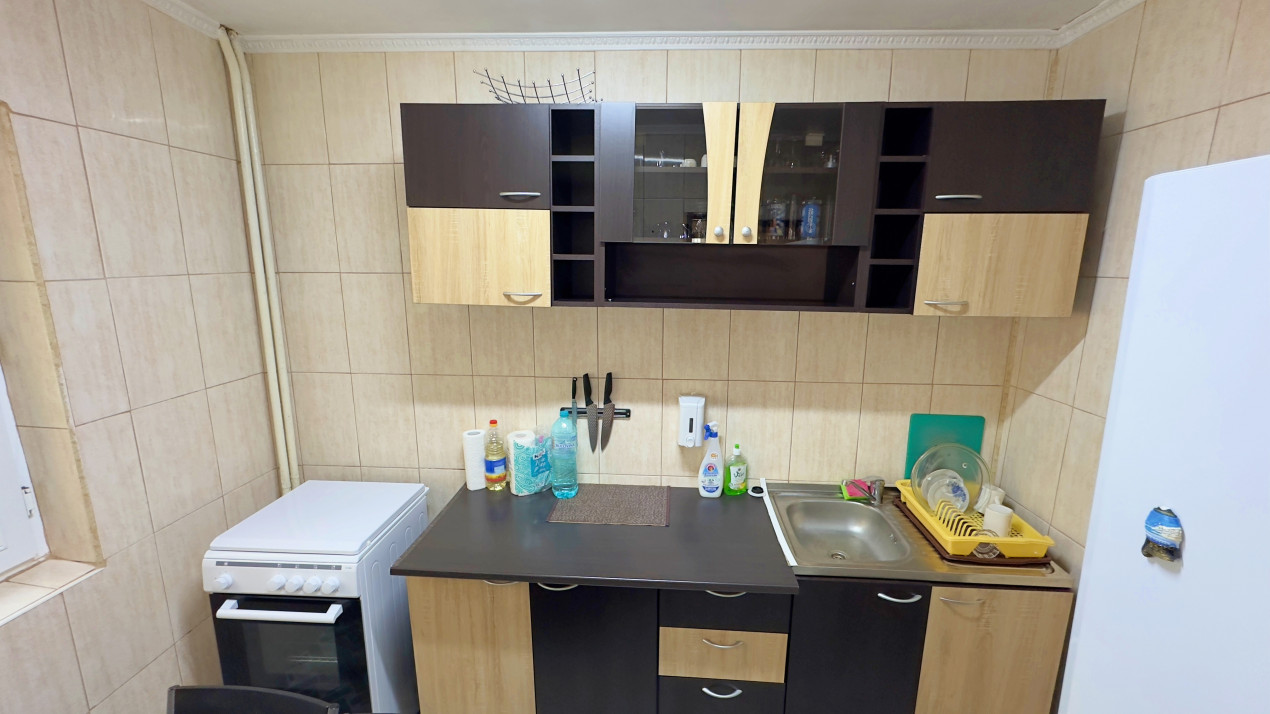 3 camere decomandat Doamna Ghica 4, complet mobilat si utilat, AC, 3 TV LCD