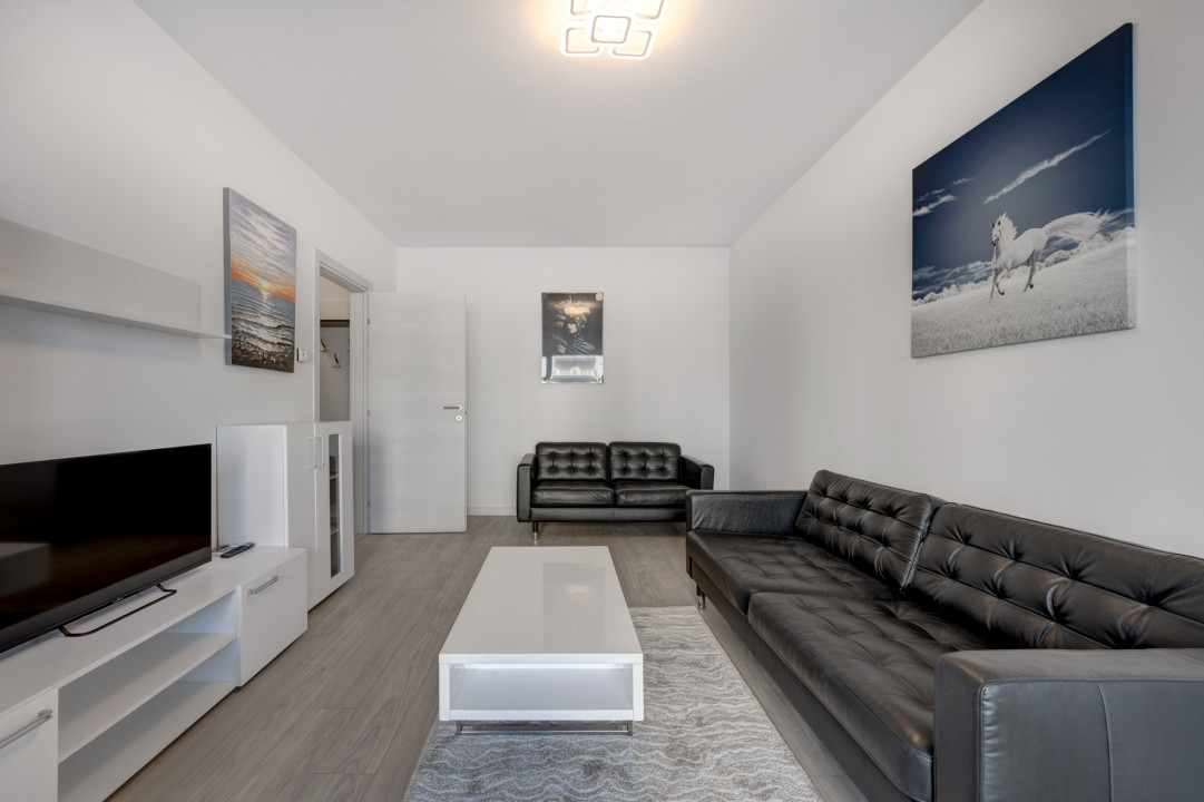 Apartament cu 2 camere - decomandat - prima inchiriere - loc parcare - piscina