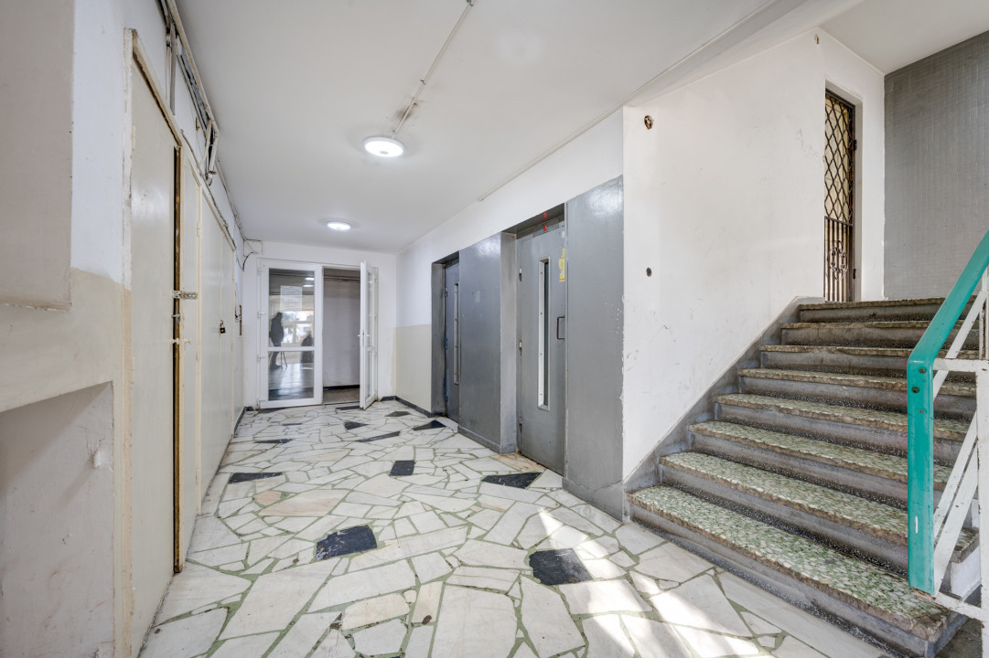 Garsoniera Turnu Măgurele etaj 6/9, mobilata-utilata, prima închiriere