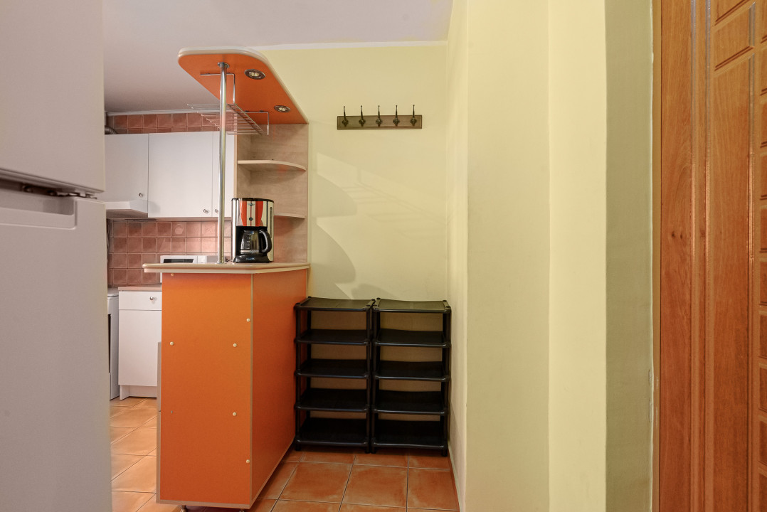 Apartament 2 camere langa Școala Gimnaziala de Arte nr 5