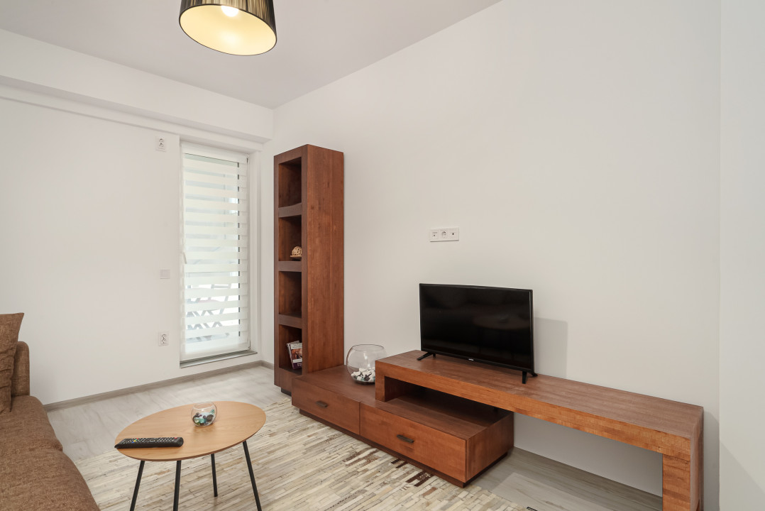 Garsoniera decomandată cu loc de parcare Str Oașului, etaj 1/3, mobilata-utilata