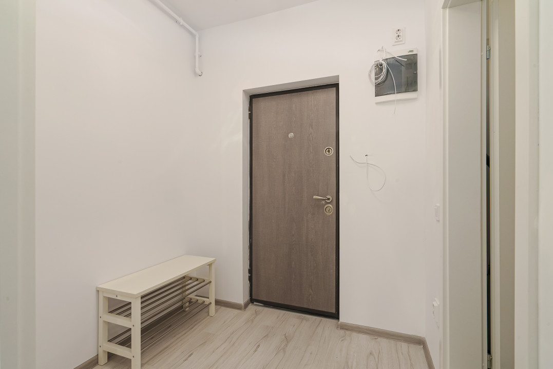 Garsoniera decomandată cu loc de parcare Str Oașului, etaj 1/3, mobilata-utilata