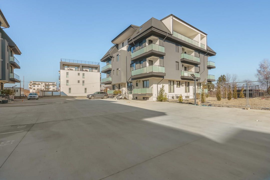 Garsoniera decomandată cu loc de parcare Str Oașului, etaj 1/3, mobilata-utilata