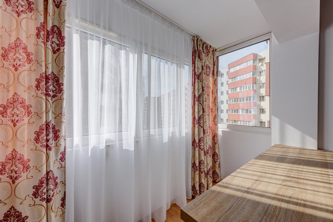 Apartament 3 camere mobilat si utilat Lacul Tei