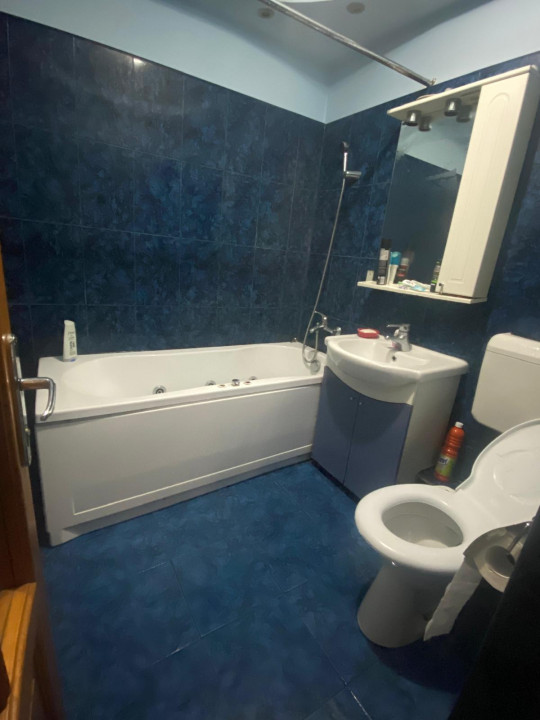 VAND APARTAMENT 2 CAMERE DECOMANDAT IN ZONA IANCULUI-PANTELIMON 86