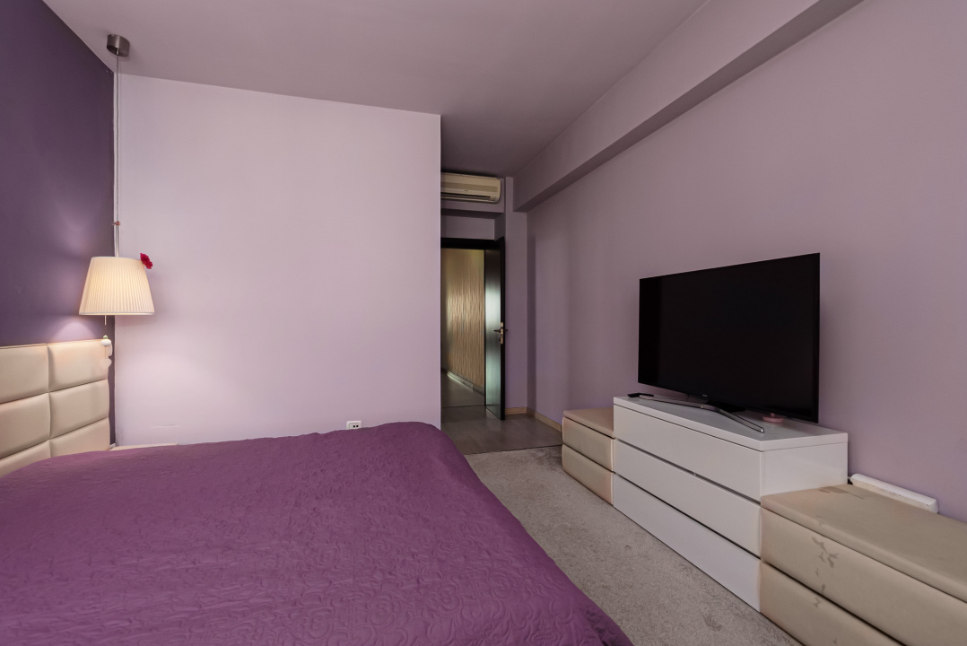 Apartament cu 4 camere, vedere către Pădurea Băneasa, zona Erou Iancu Nicolae