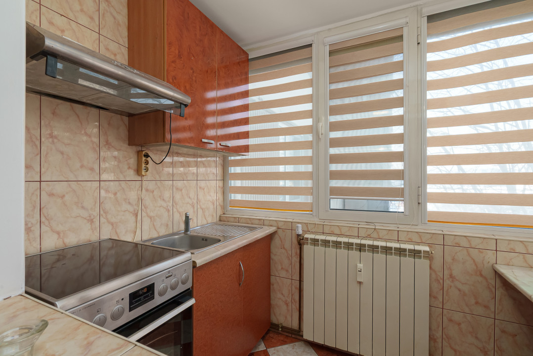 Apartament 4 camere mobilat-utilat  Str C-tin Titel Petrescu-Ghencea