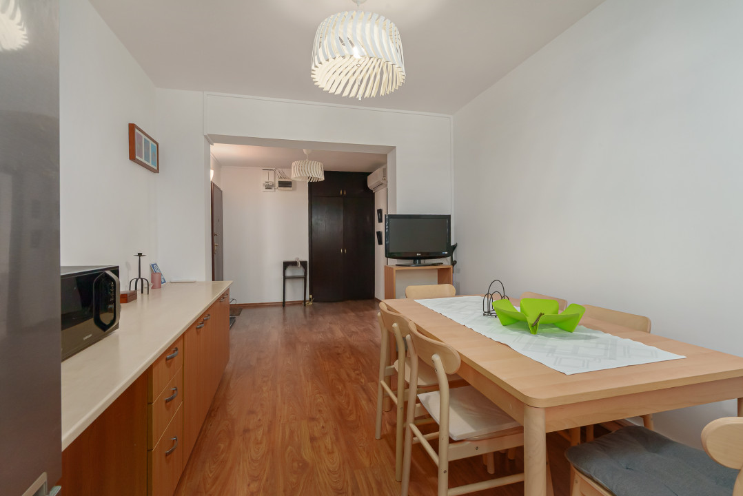 Apartament 4 camere mobilat-utilat  Str C-tin Titel Petrescu-Ghencea
