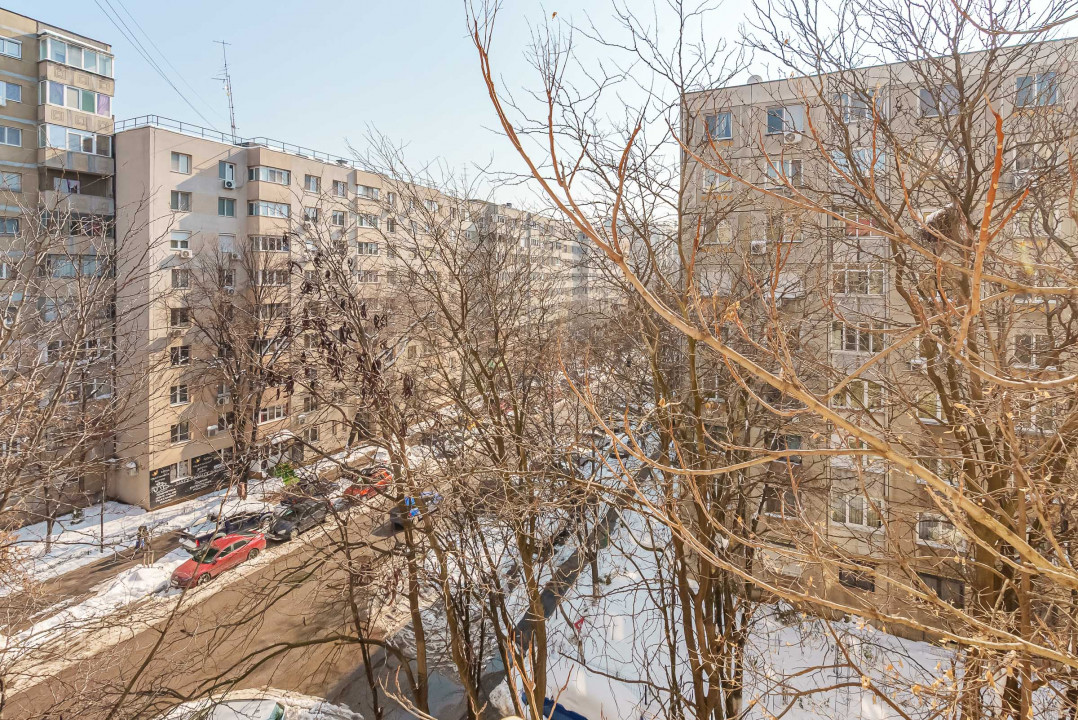 Apartament 4 camere mobilat-utilat  Str C-tin Titel Petrescu-Ghencea