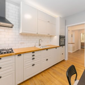 Apartament 3 camere, mobilat si utilat, 2 locuri parcare, terasa