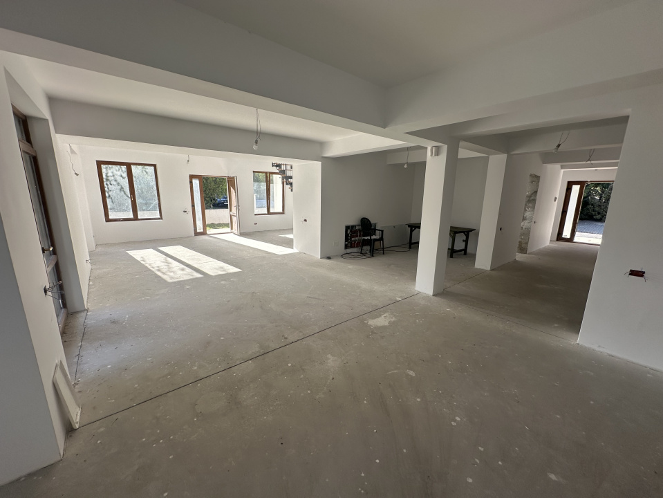 CORBEANCA-PARADISUL VERDE, VILA P+E+M 507 MP, LOT 1095 MP, LA PADURE!