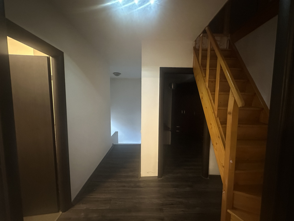 CORBEANCA-OSTRATU, DUPLEX P+E+M 140 MP TOTAL, CURTE PROPRIE 60MP! 