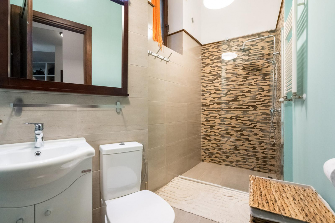 ARMENEASCA, APARTAMENT PARTER-185 MP!