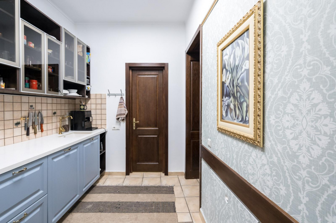 ARMENEASCA, APARTAMENT PARTER-185 MP!