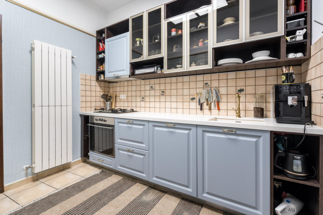 ARMENEASCA, APARTAMENT PARTER-185 MP!