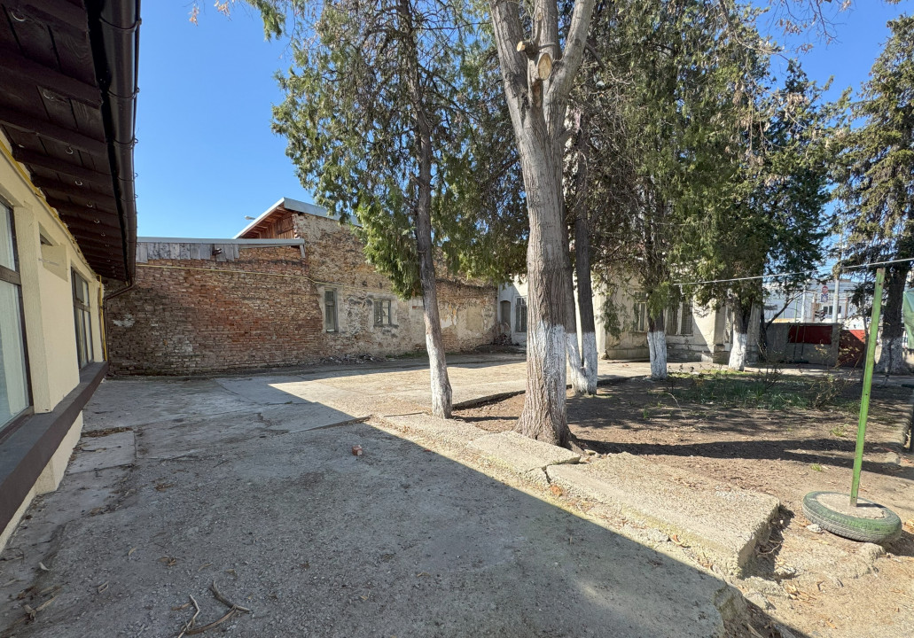 central, casa cu 400 mp teren, Postei - N. Balcescu - Greceanu