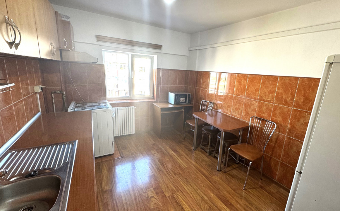 3 camere, Cantacuzino/Mos Craciun, vedere panoramica, etaj superior